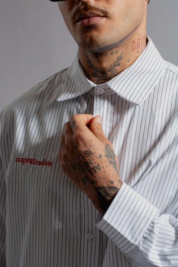 Float Shirt Negro - Rsident