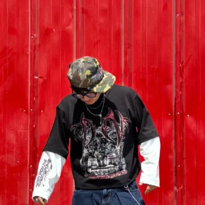 DEMONS - POLO MANGA LARGA BOXY FIT Demons Manga Larga - Better Now